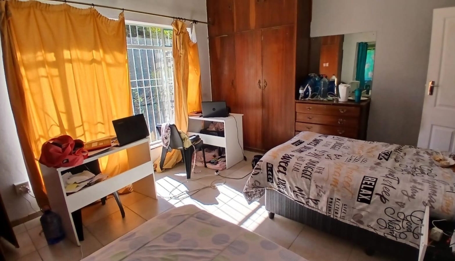 5 Bedroom Property for Sale in Park West Free State